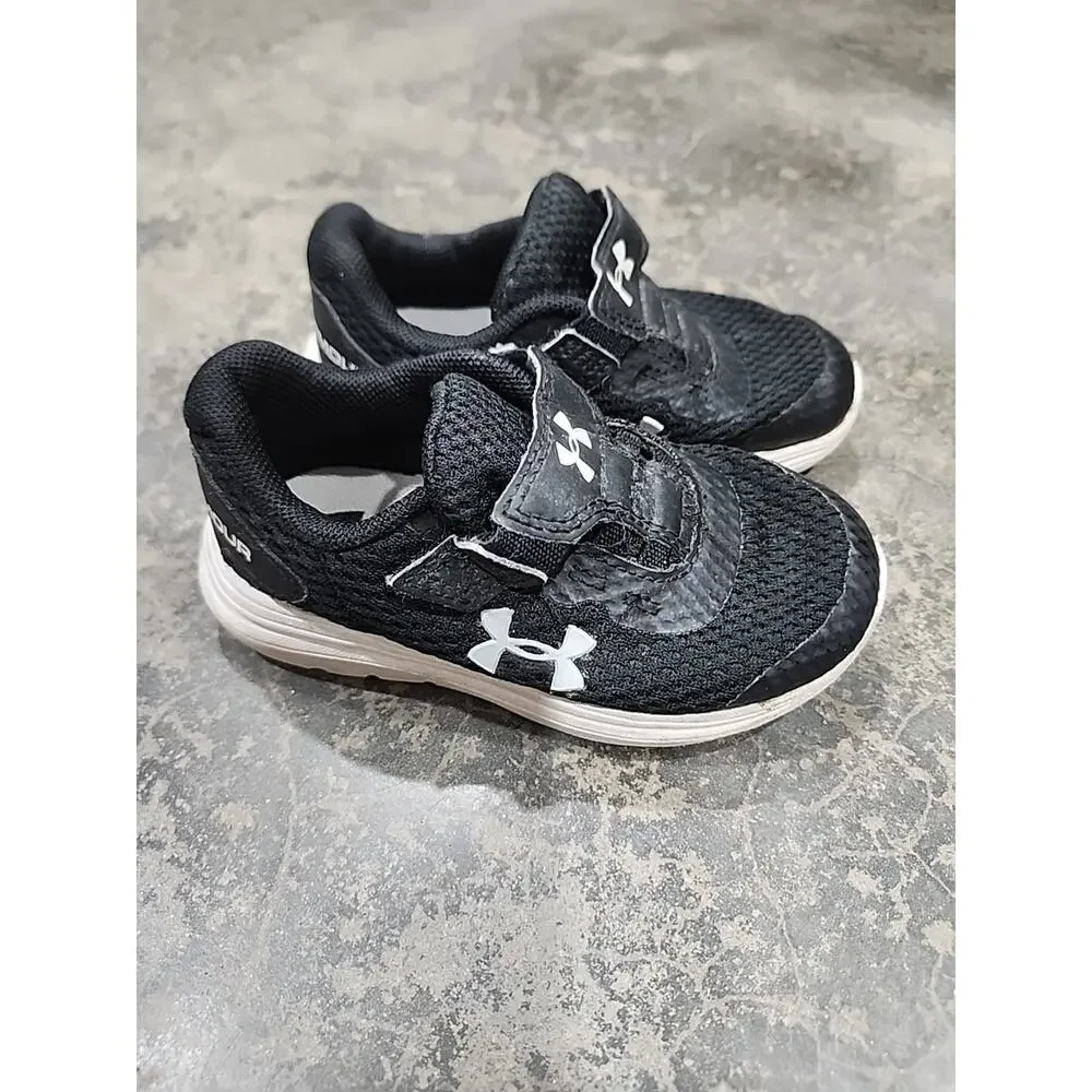 2 Pairs Under Armour Assault & Surge Toddler Shoe Sz 6 K Black Hook & Loop